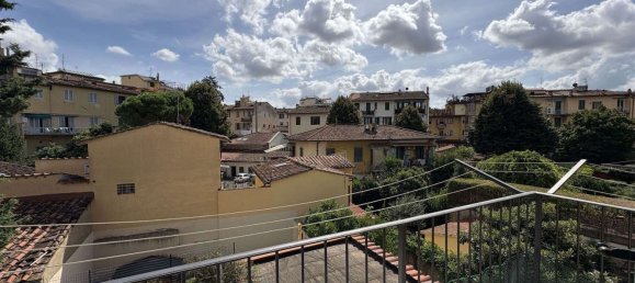 3 bedrooms Apartment in Florence, Italy No. 333928 15