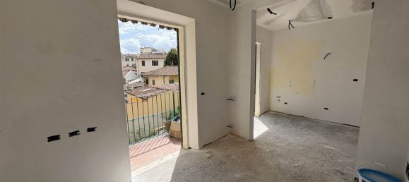 3 bedrooms Apartment in Florence, Italy No. 333928 12