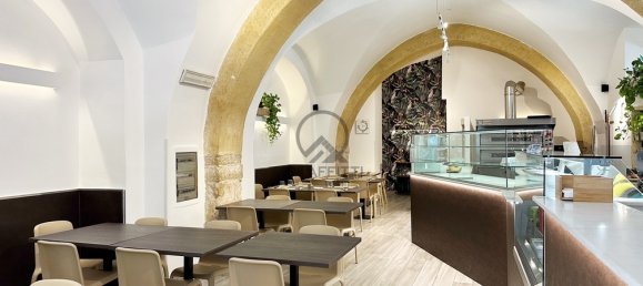 Imóvel comercial T1 em Andria, Italy N.º 278956 2