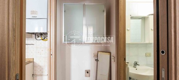 2 Schlafzimmer Wohnung in Inverigo, Italy, Nr. 361910 12