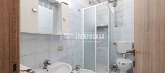 2 Schlafzimmer Wohnung in Inverigo, Italy, Nr. 361910 14