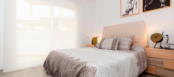 3 Schlafzimmer Villa in Torrevieja, Spain, Nr. 10937 12