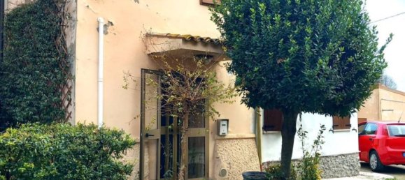 3غرفة منزل في Ferrara, Italy رقم 204082 2