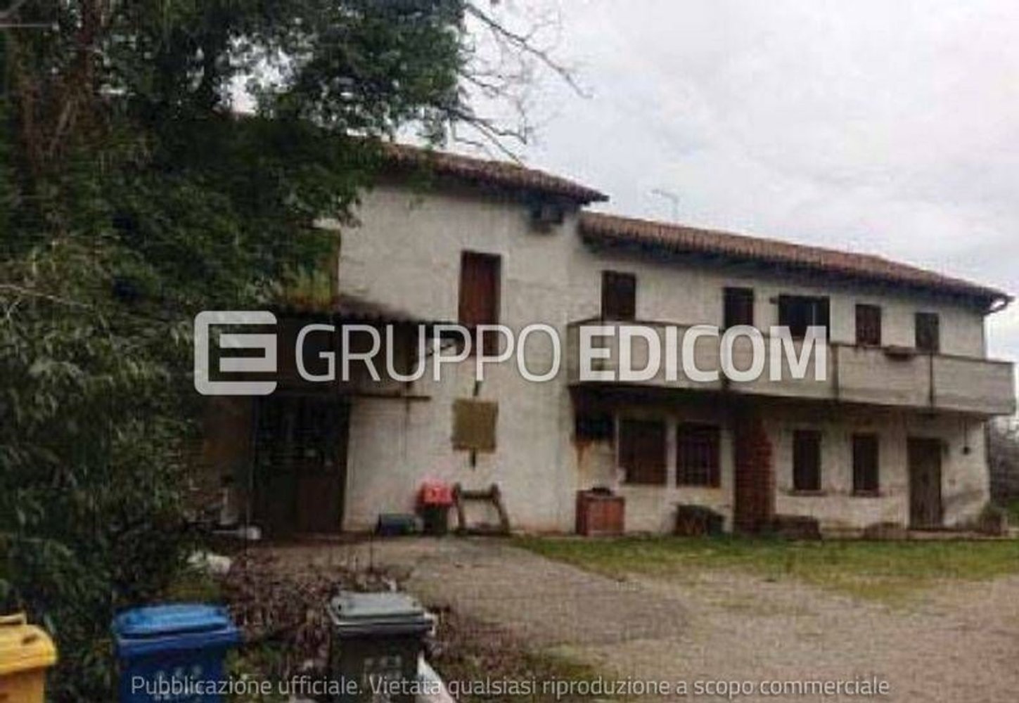 104m² Commercial property in Trevignano, Italy No. 267599