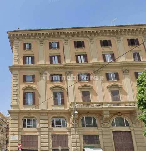 1 room Office in Rome, Italy No. 350390