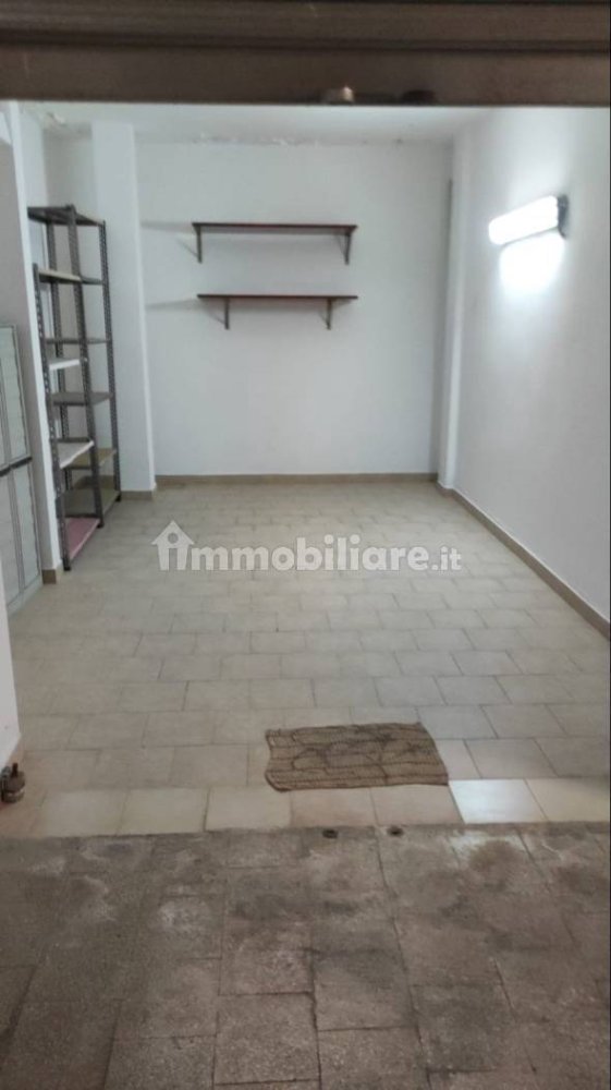 Garagem em Gioia del Colle, Italy 25 m² N.º 357394