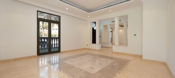 Вилла с 6 спальнями в Пальма Джумейра, ОАЭ № 120968 3