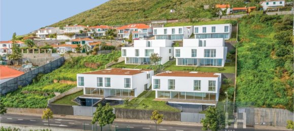 3 bedrooms House in Funchal, Portugal No. 17260 34