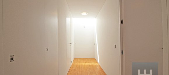 3 bedrooms House in Funchal, Portugal No. 17260 16