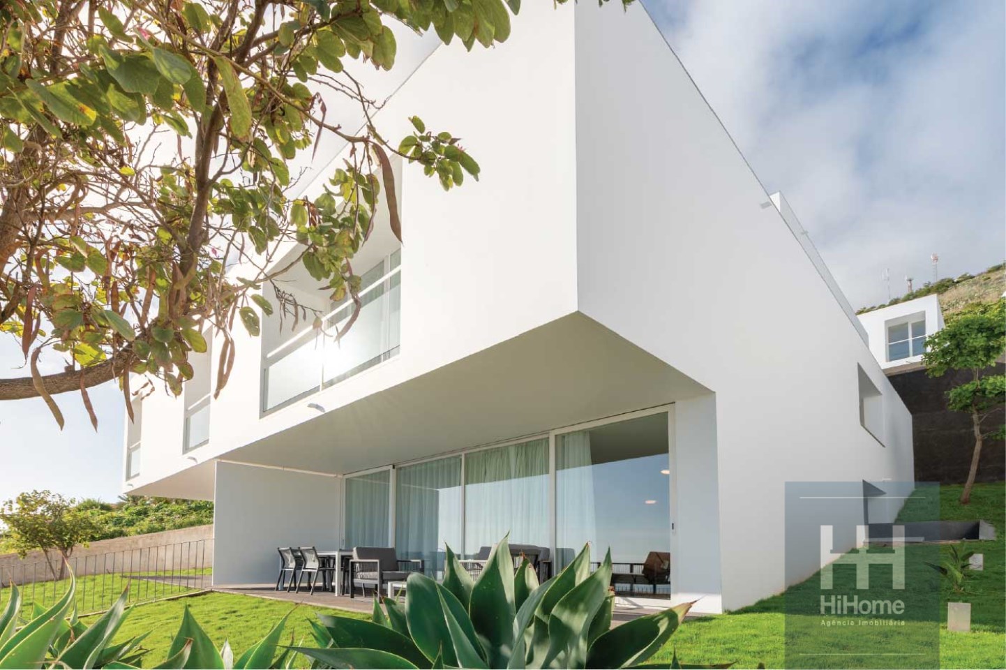 3 bedrooms House in Funchal, Portugal No. 17260