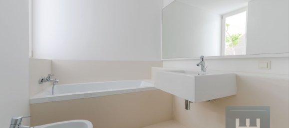 3 bedrooms House in Funchal, Portugal No. 17260 30