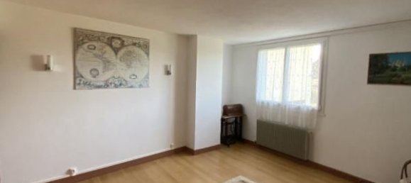 Casa de 3 dormitorios en Martizay, France No. 83541 7