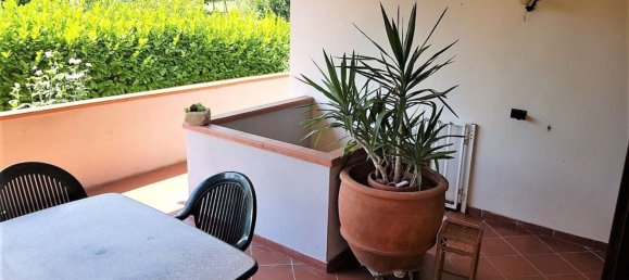 6 rooms Apartment in Fivizzano, Italy No. 74682 11