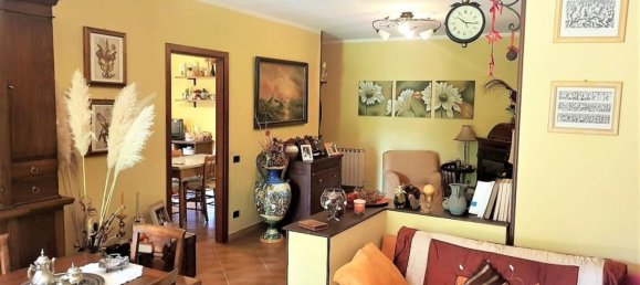 6 rooms Apartment in Fivizzano, Italy No. 74682 7