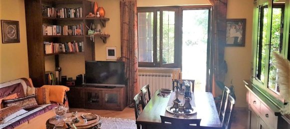 6 rooms Apartment in Fivizzano, Italy No. 74682 10