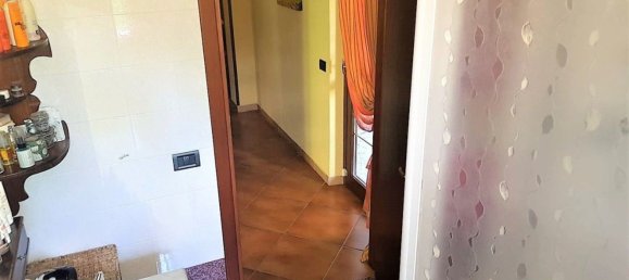 6 rooms Apartment in Fivizzano, Italy No. 74682 19