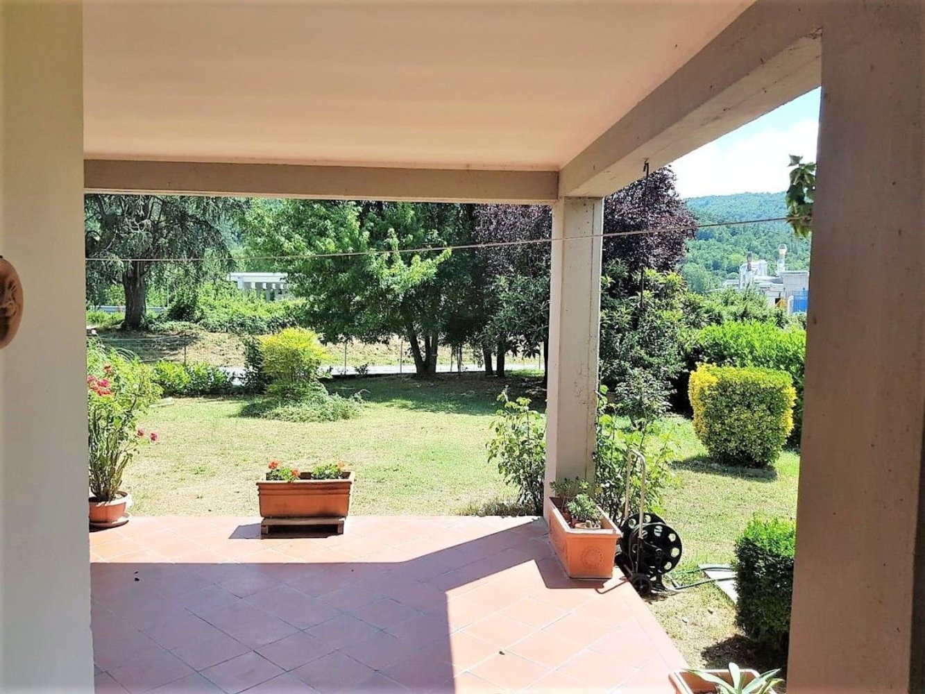 6 rooms Apartment in Fivizzano, Italy No. 74682