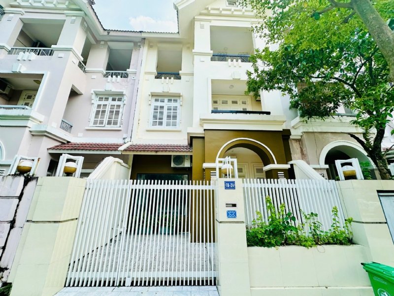 4 Schlafzimmer Villa in Tay Ho, Vietnam, Nr. 19867