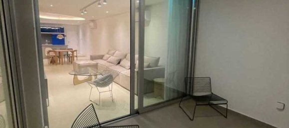 3 bedrooms Apartment in Limassol, Cyprus No. 11073 11