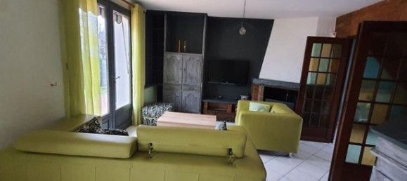 Дом с 4 спальнями в Сент-Этьен-дю-Рувре, Франция № 359919 5