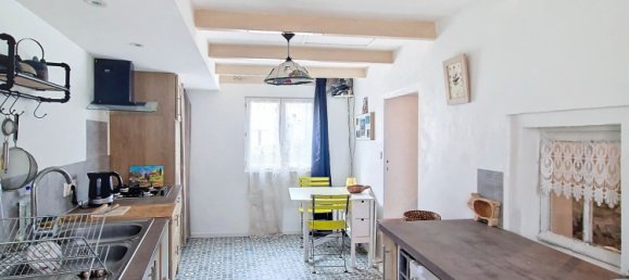 4 bedrooms House in Aveyron, France No. 288845 2