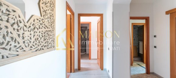 5 rooms Apartment in Rome, Italy No. 14838 11