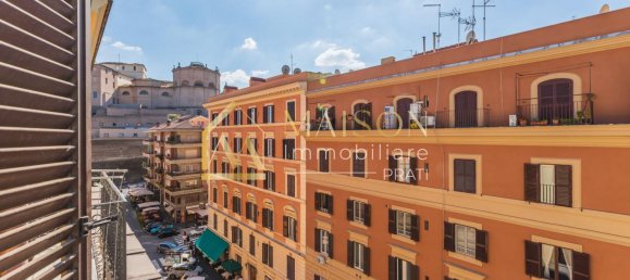5 rooms Apartment in Rome, Italy No. 14838 20