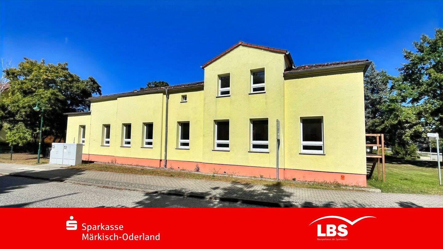 11 rooms Building in Markisch-Oderland, Germany No. 317206