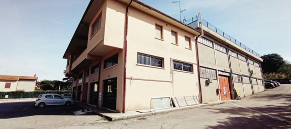 4 rooms Commercial property in Foiano della Chiana, Italy No. 223492 5