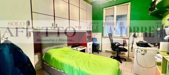 Apartamento de 2 dormitorios en Alessandria, Italy No. 301540 11