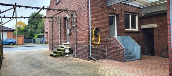 4 bedrooms Townhouse in Heinsberg, Germany No. 30810 2