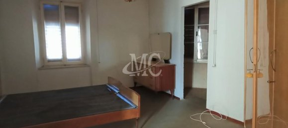 4 Schlafzimmer Wohnung in Mori, Italy, Nr. 363844 8