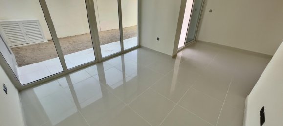 3 chambres Maison de ville à Dubai, UAE No. 24690 10