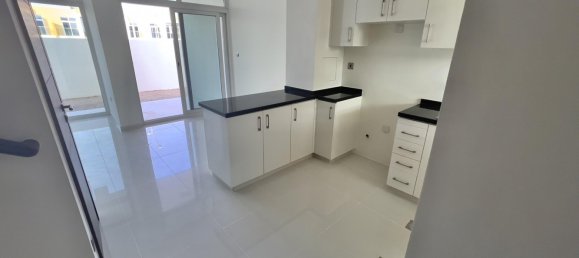 3 chambres Maison de ville à Dubai, UAE No. 24690 12