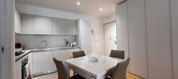 1 bedroom Apartment in Rome, Italy No. 319128 5