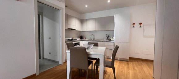 1 bedroom Apartment in Rome, Italy No. 319128 8