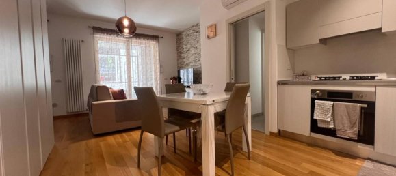 1 bedroom Apartment in Rome, Italy No. 319128 11