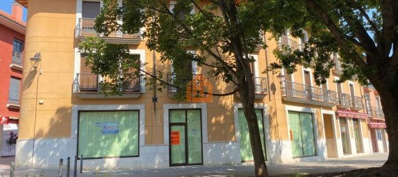 Коммерческая недвижимость 179м² в Леон, Испания № 66623 12
