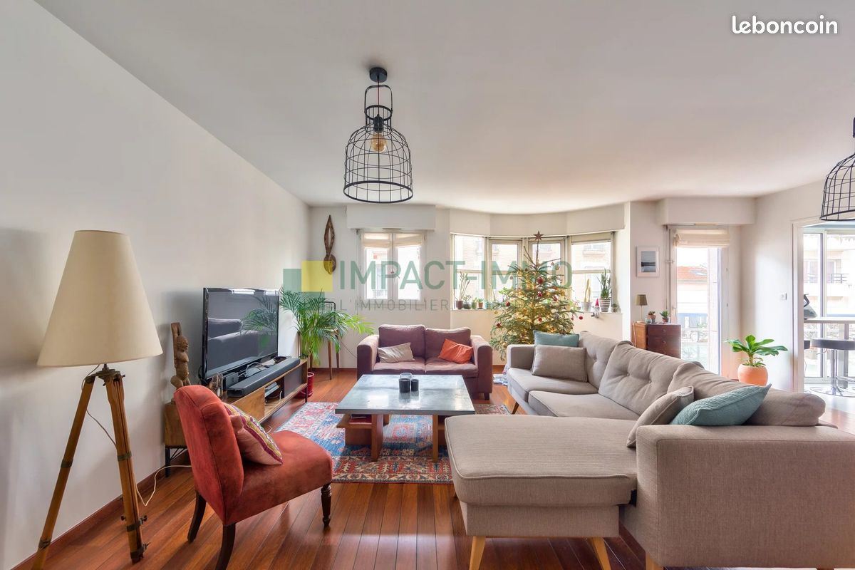 2 chambres Appartement à Puteaux, France No. 115761