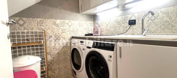 2 Schlafzimmer Haus in Turin, Italy, Nr. 379923 22