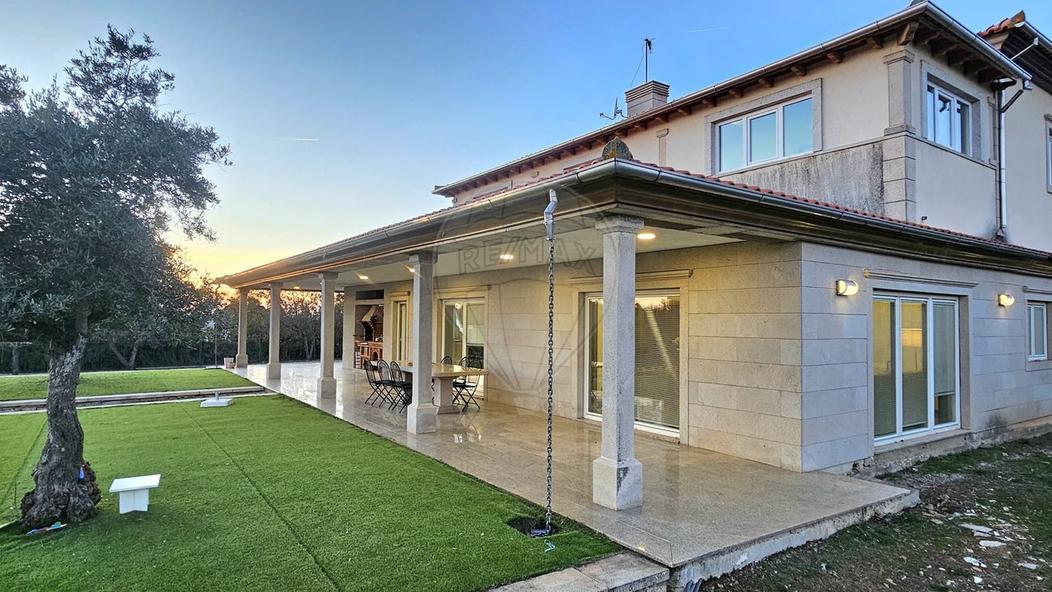 5 bedrooms House in Azinhoso, Portugal No. 39630