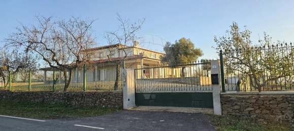 5 bedrooms House in Azinhoso, Portugal No. 39630 35