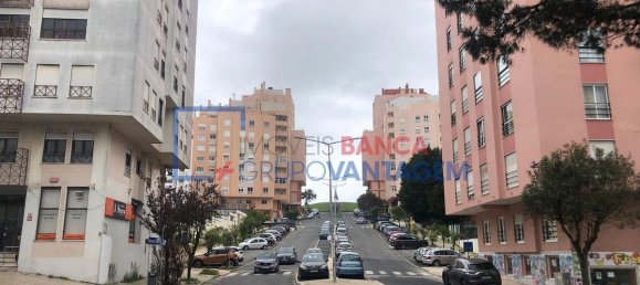 2 Schlafzimmer Wohnung in Rio de Mouro, Portugal, Nr. 196315 3