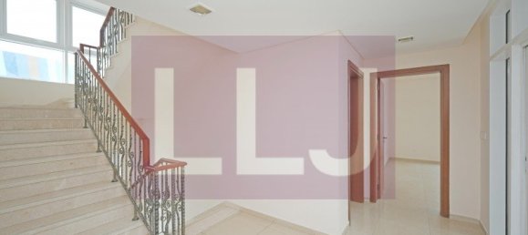 5 chambres Villa à Abu Dhabi, UAE No. 53004 16