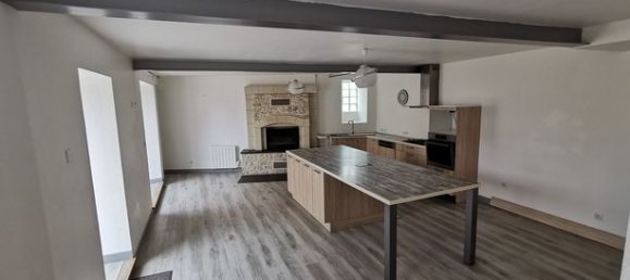 3 bedrooms House in Maine-et-Loire, France No. 278971 3