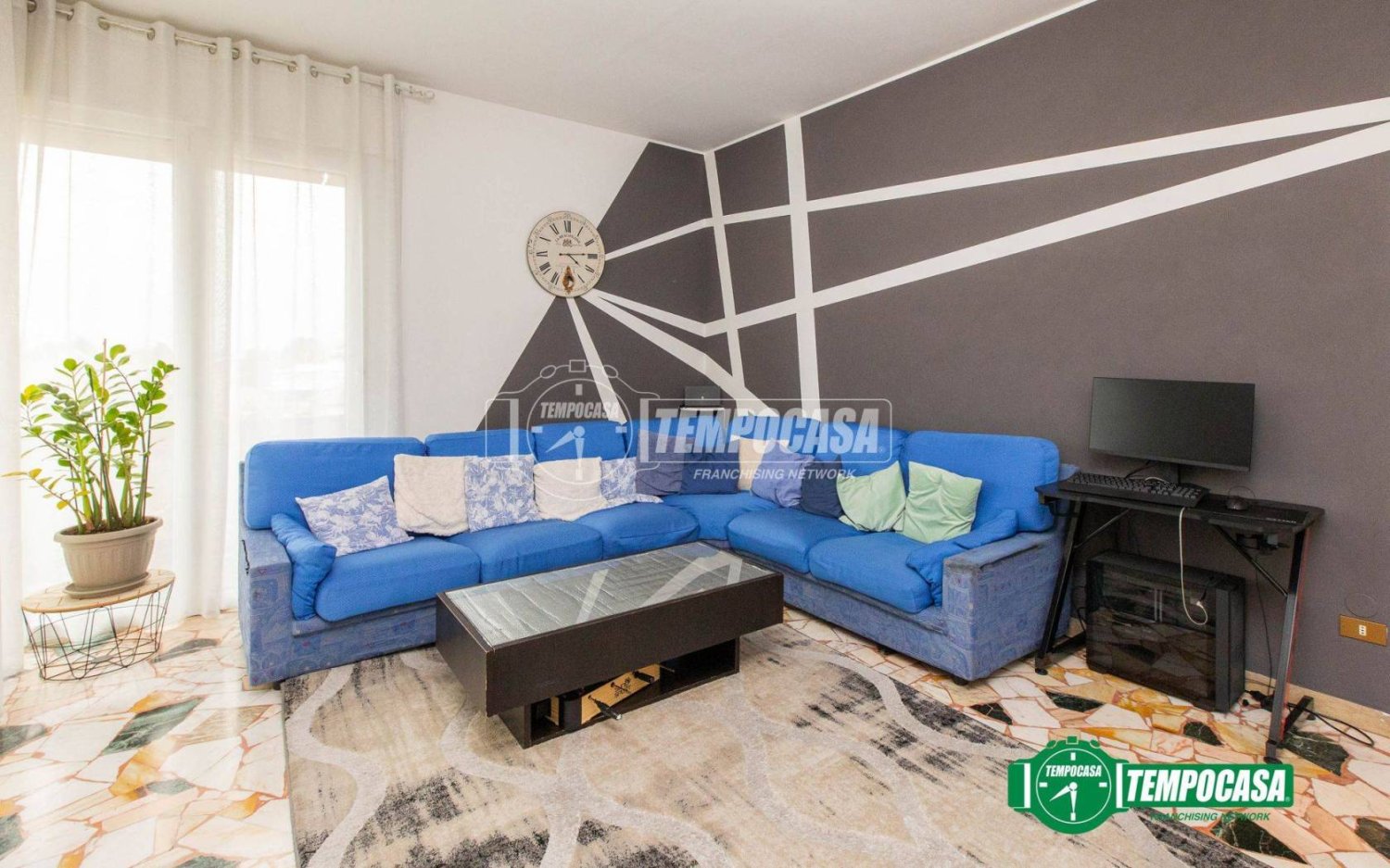 Apartamento T2 em Busto Arsizio, Italy N.º 59004