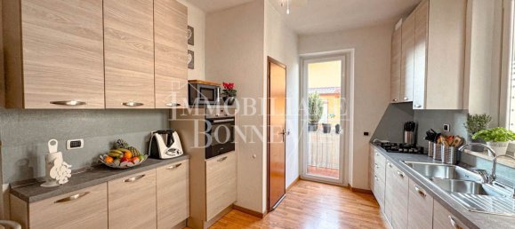 3 rooms Apartment in Luisago, Italy No. 234266 8