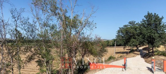 Casa de 9 habitaciónes en Montelupone, Italy No. 123283 41