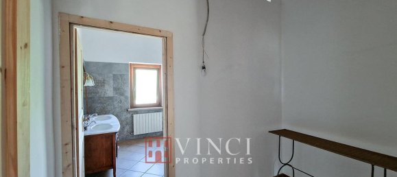 Casa de 9 habitaciónes en Montelupone, Italy No. 123283 29