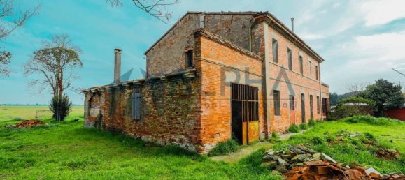 8-Zimmer Villa in Forlì, Italy, Nr. 92849 6